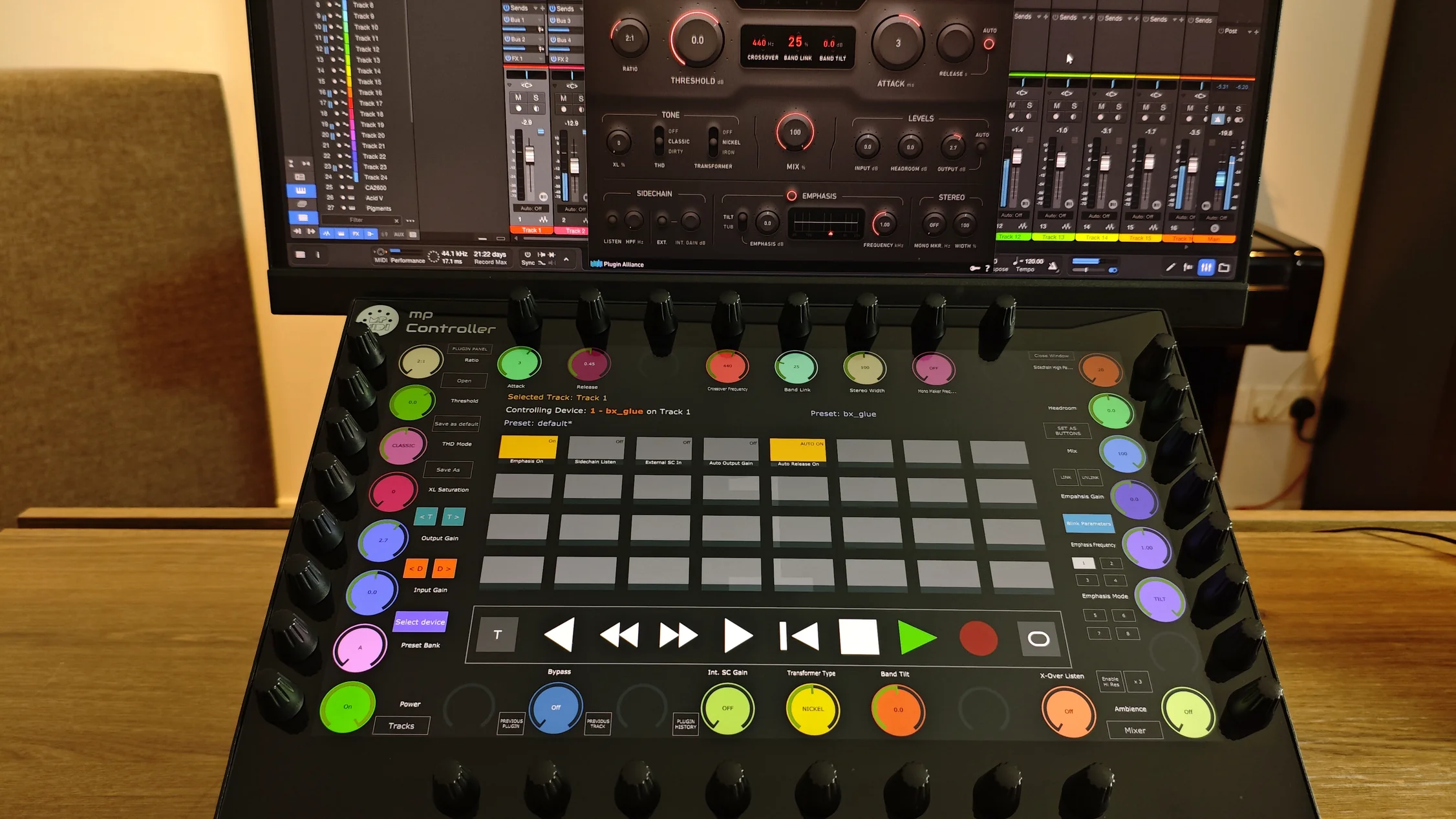 MP Controller mixer view for Fender Studio and Studio One