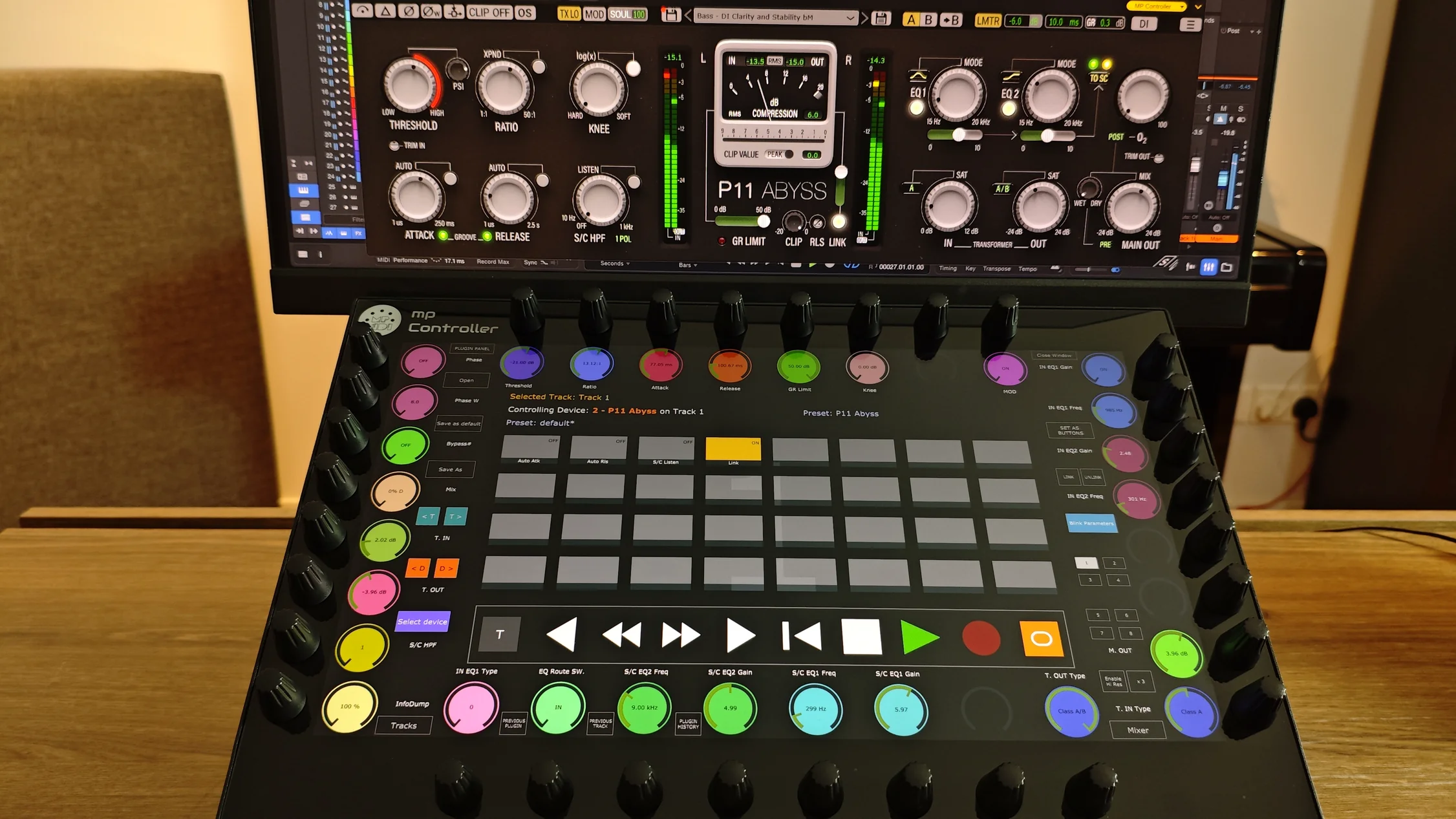 MP Controller encoders controlling Studio One parameters