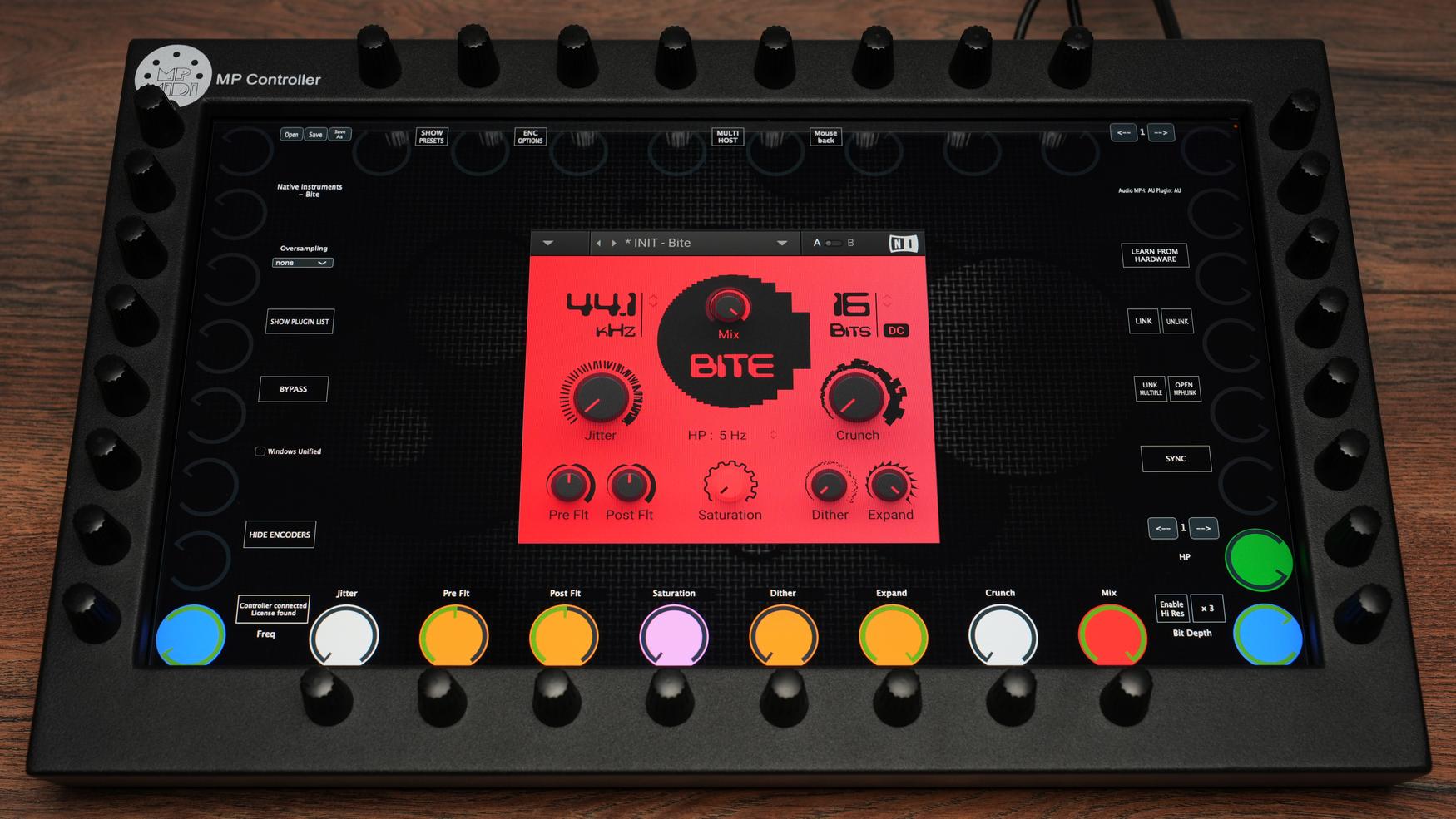Native Instruments Bite distortion plugin on MP Controller