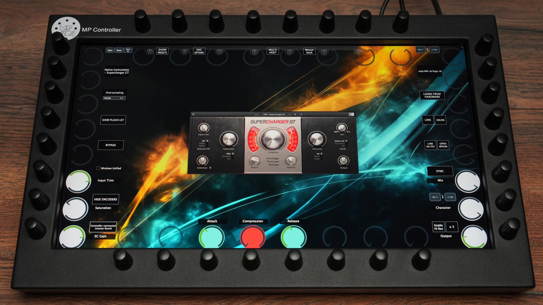 Native Instruments Supercharger GT compressor on MP Controller