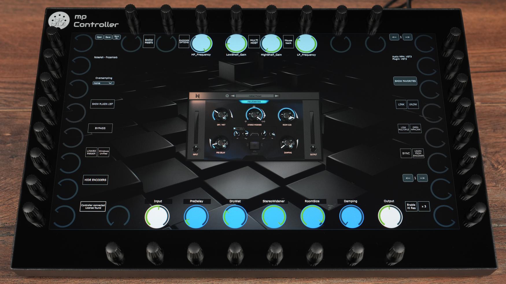 NoiseAsh FrozenVerb plugin on MP Controller