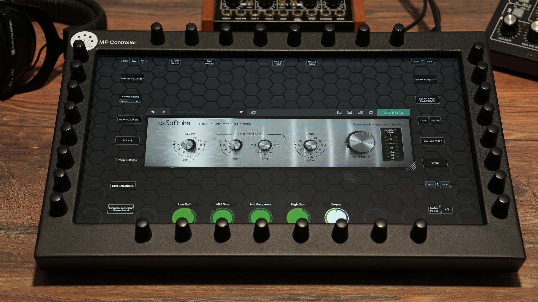 Softube plugins on the MP Controller