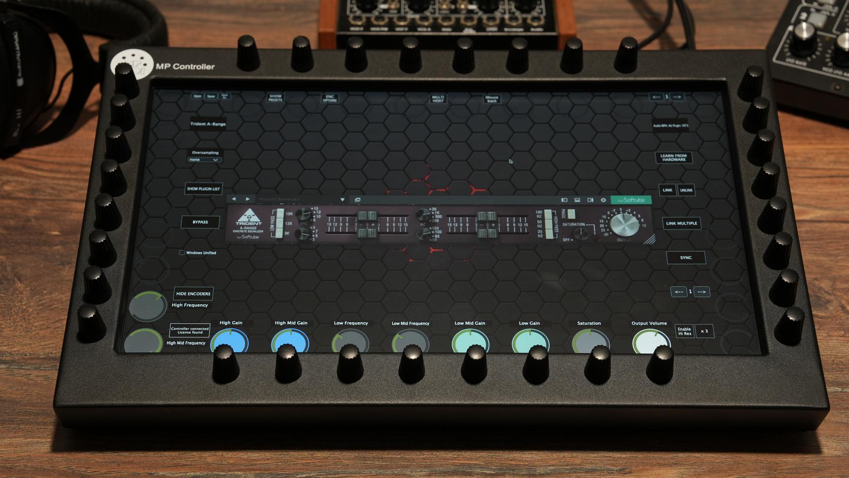 Softube plugins on the MP Controller