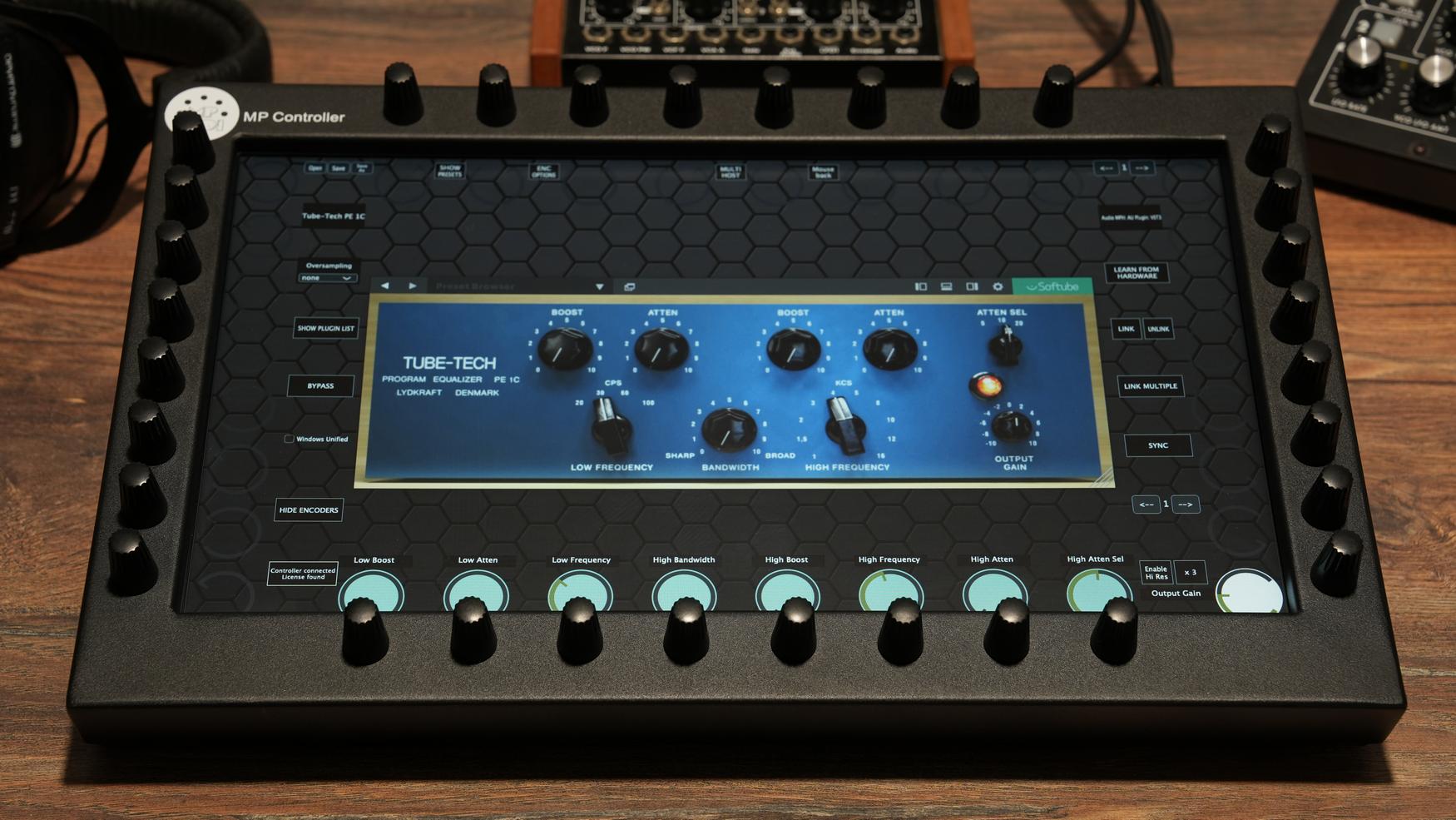 Softube plugins on the MP Controller