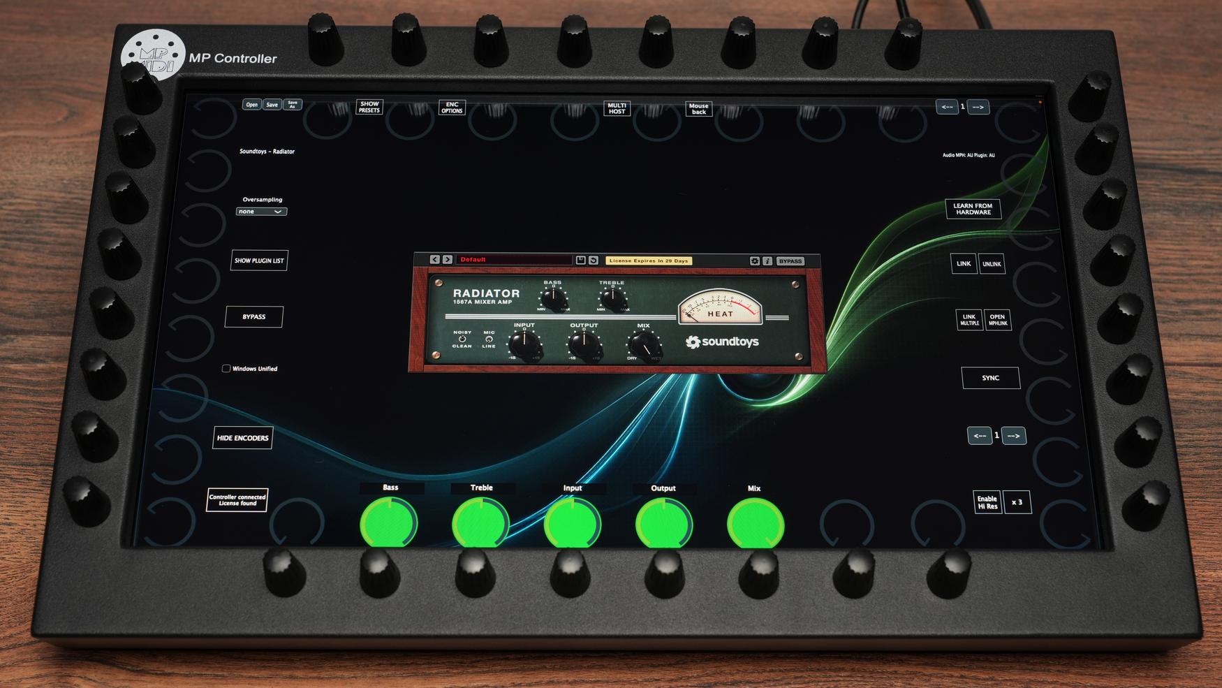 Soundtoys Radiator plugin on MP Controller with analog warmth controls