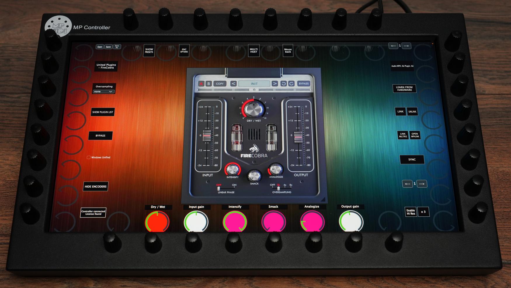 United Plugins FireCobra on MP Controller with hardware encoders