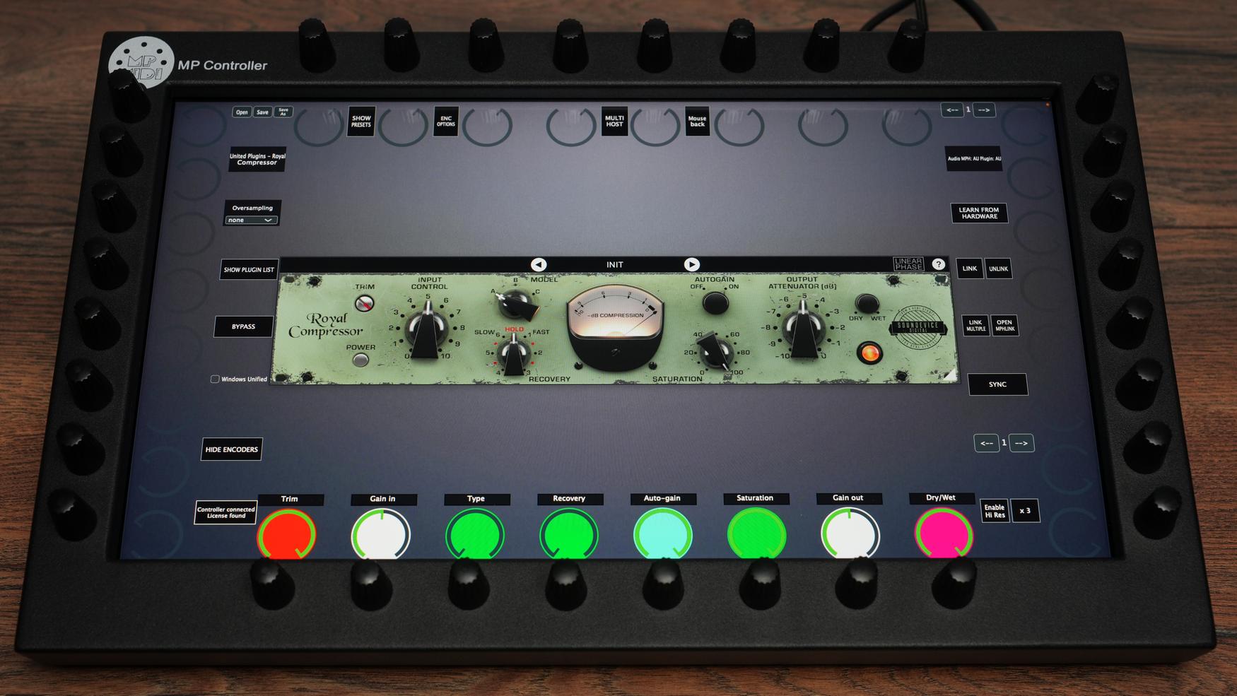 United Plugins Royal Compressor vintage tube compression on MP Controller