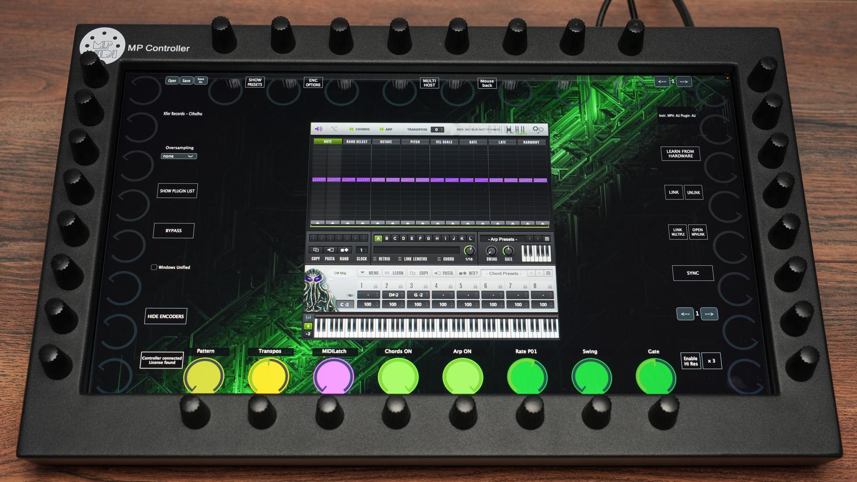 Cthulhu chord and arpeggiator plugin on MP Controller interface